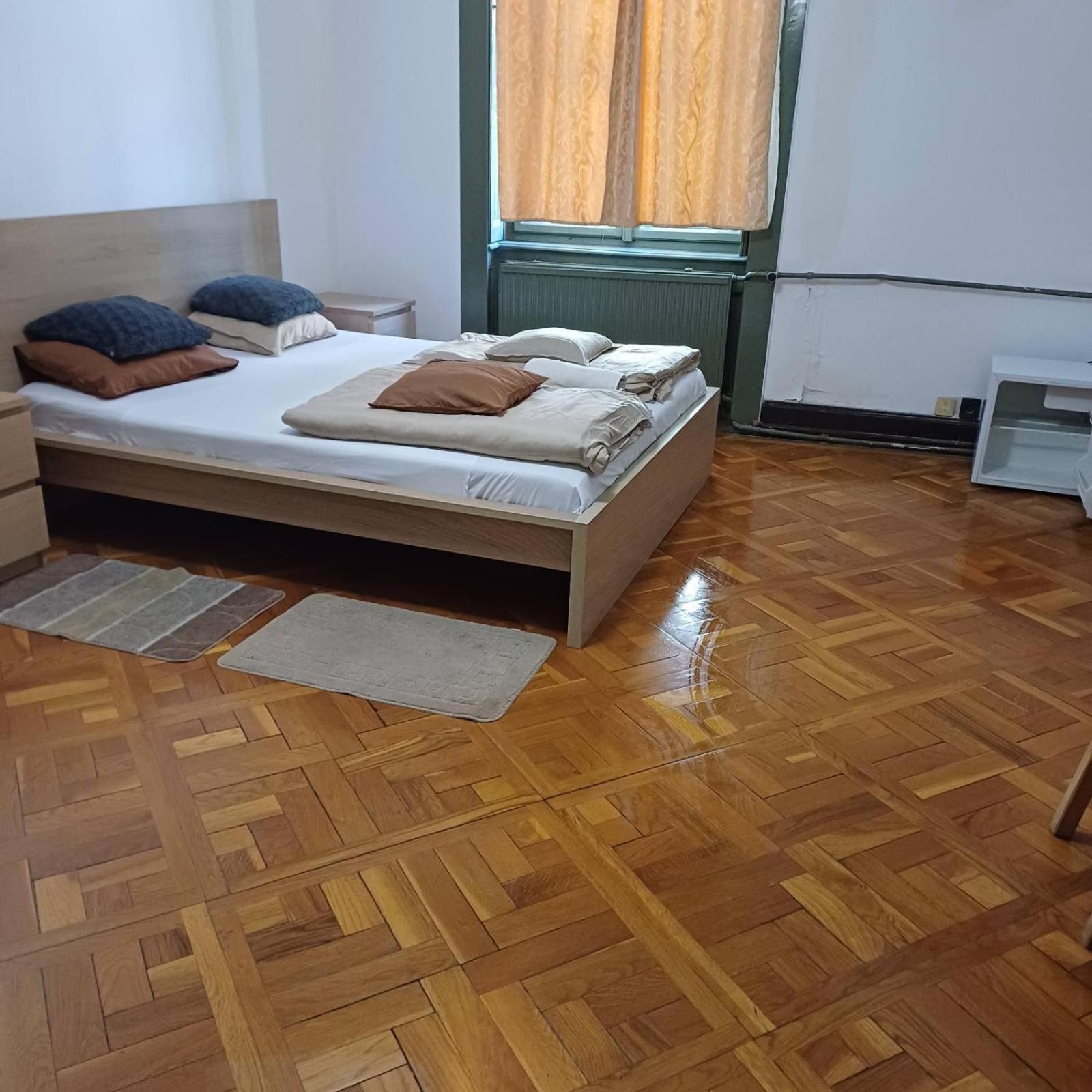 Kecskemti Rooms Budapest Ngoại thất bức ảnh